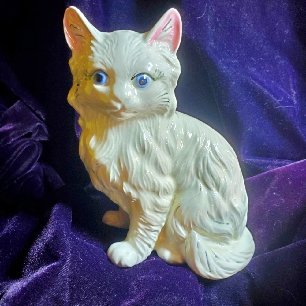 Vintage Ceramic Cat